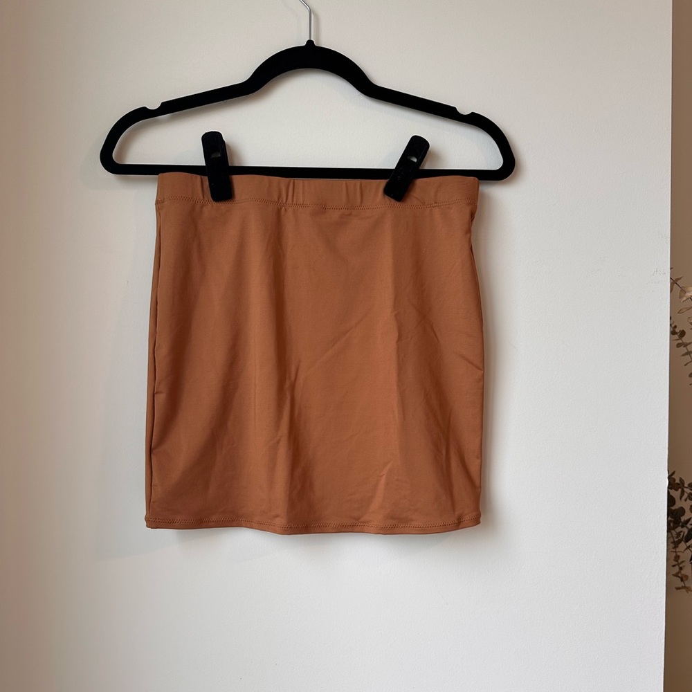 SKIMS Women’s Swim mini skirt in Warm Brown preowned medium almond camel color
